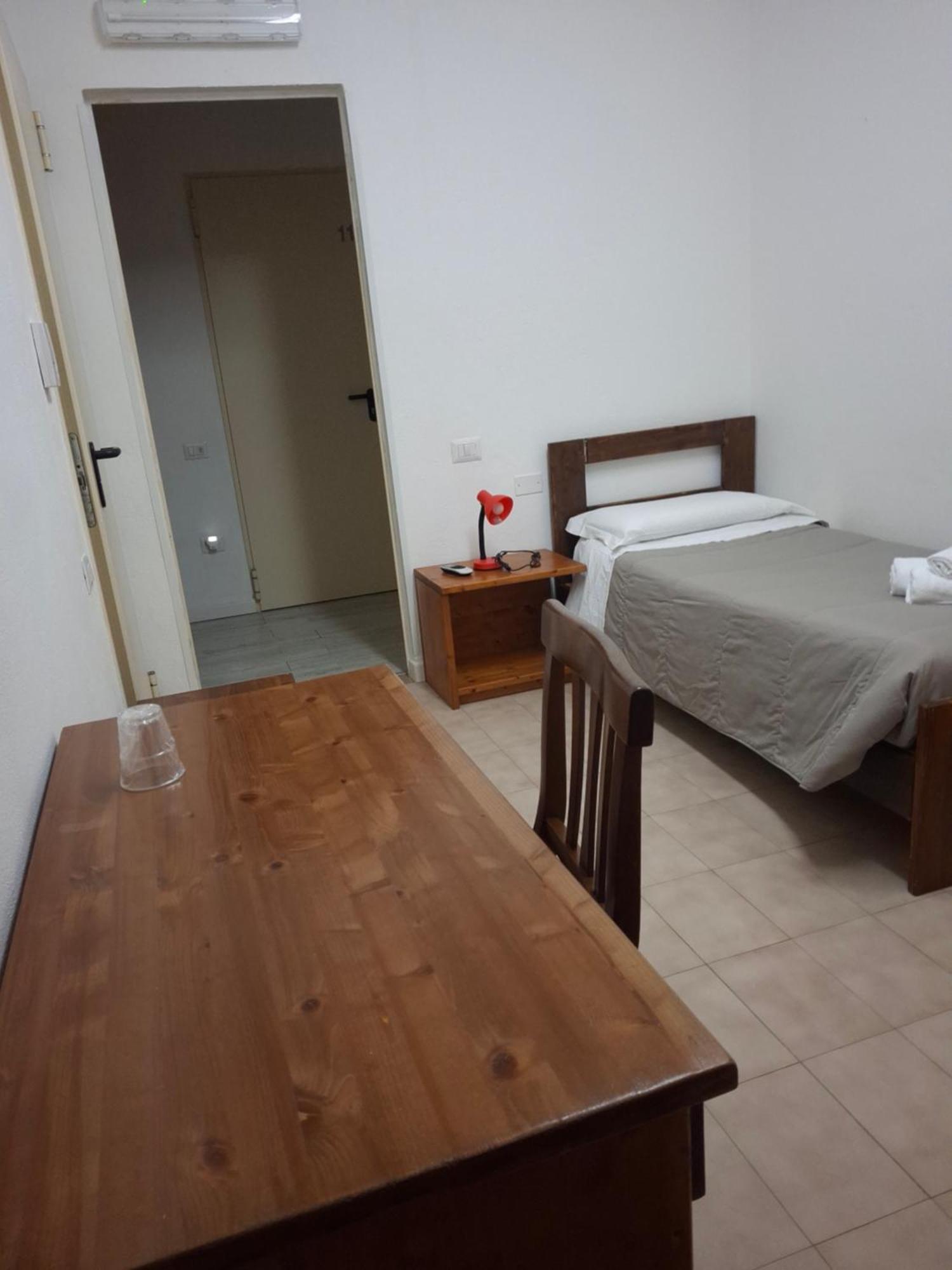 Hotel Soleo Quartu Sant'Elena Luaran gambar