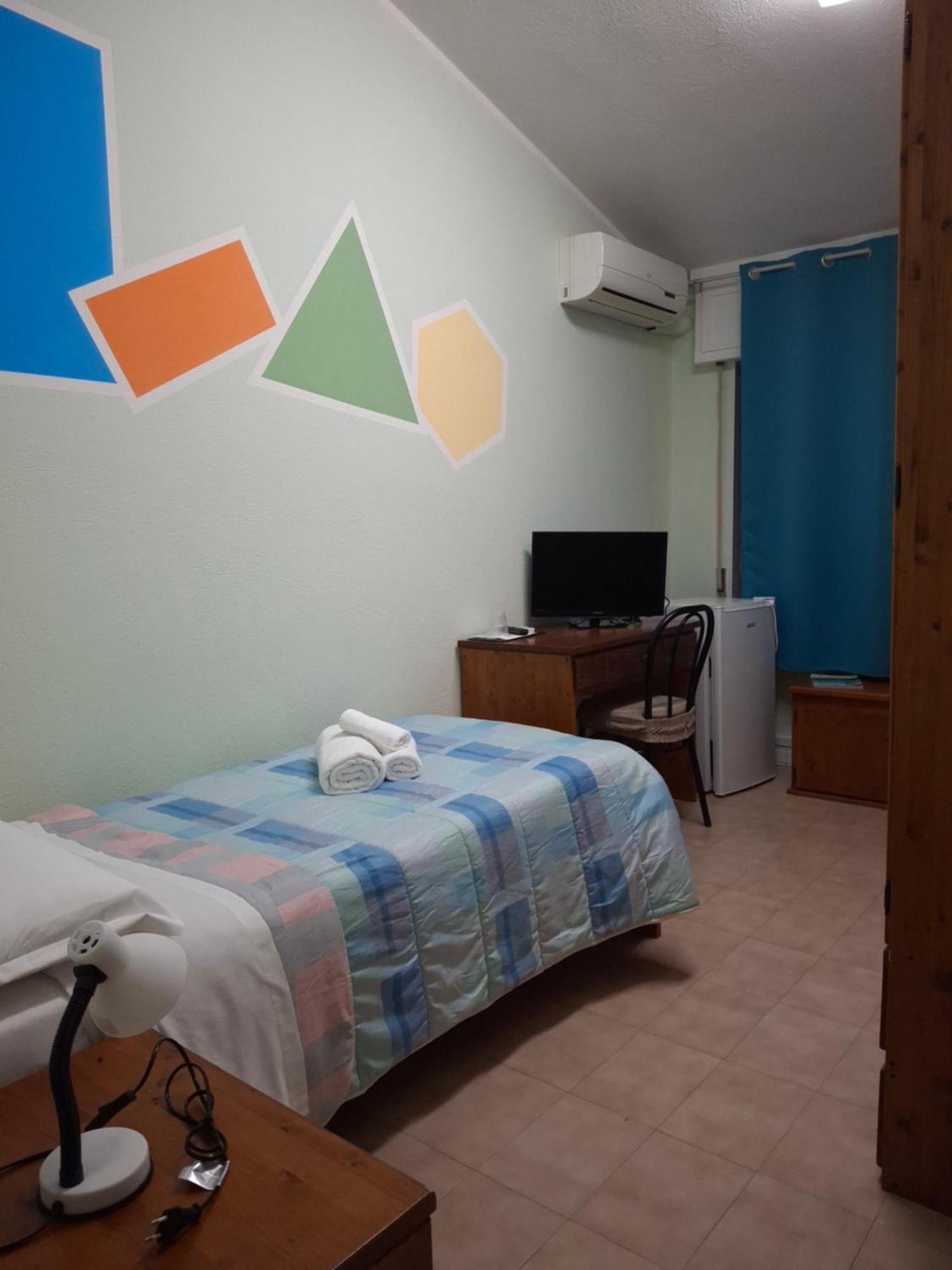 Hotel Soleo Quartu Sant'Elena Luaran gambar