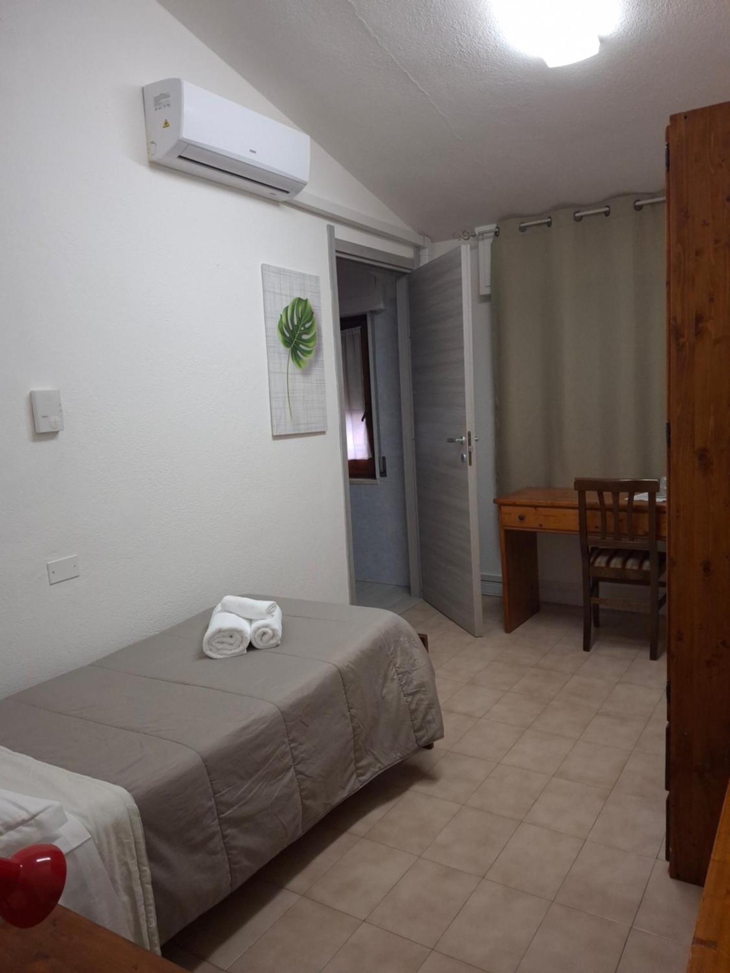 Hotel Soleo Quartu Sant'Elena Luaran gambar